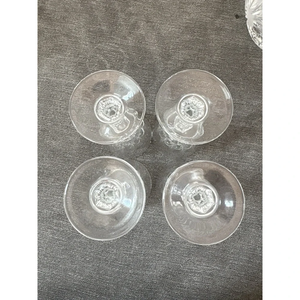 Vintage‎ Lead Crystal Decanter Starburst Flower With 8 Cut Glass Cups